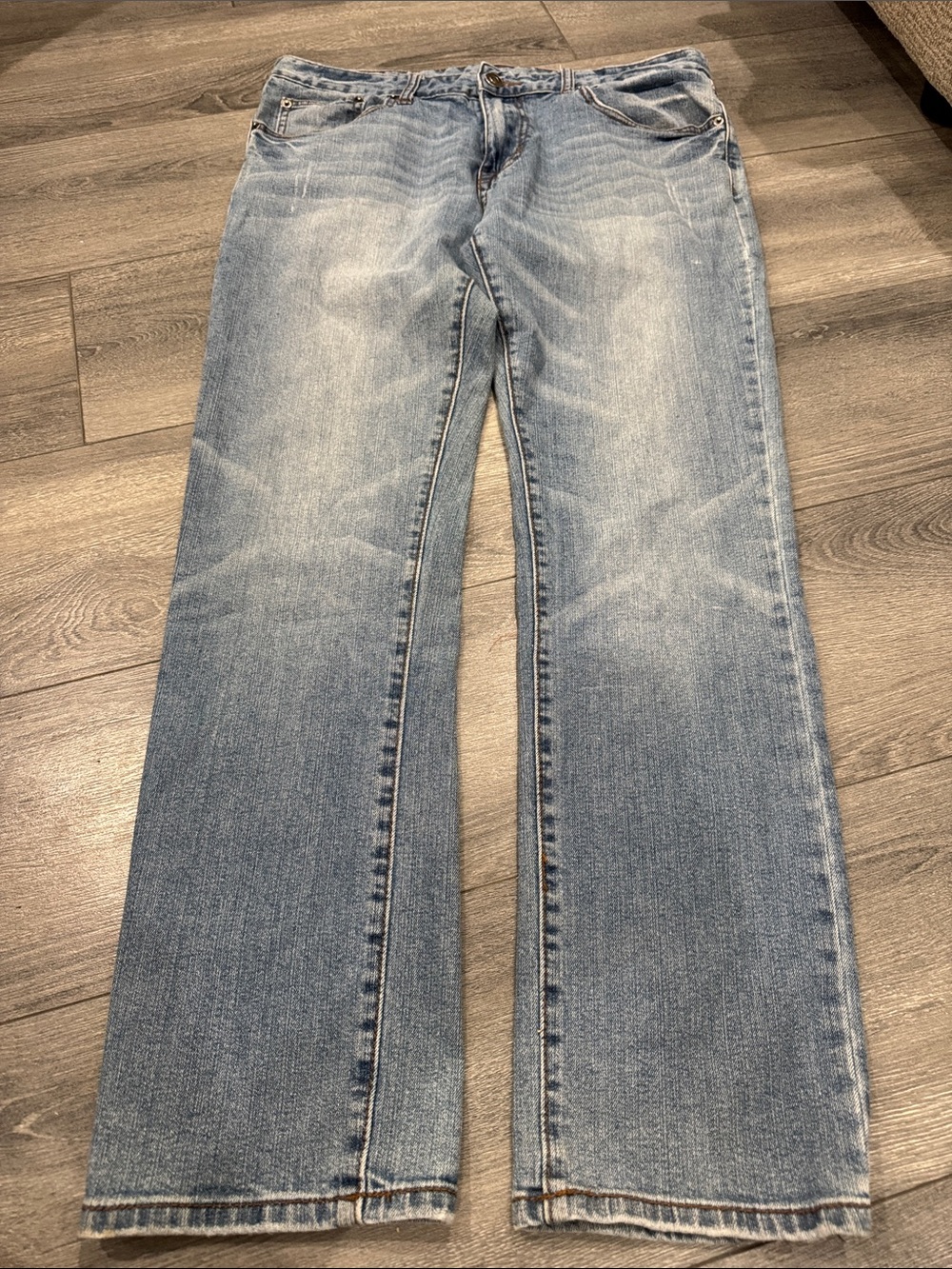 Carbon Light Blue Bootcut Jeans 34 x 32 super soft men’s